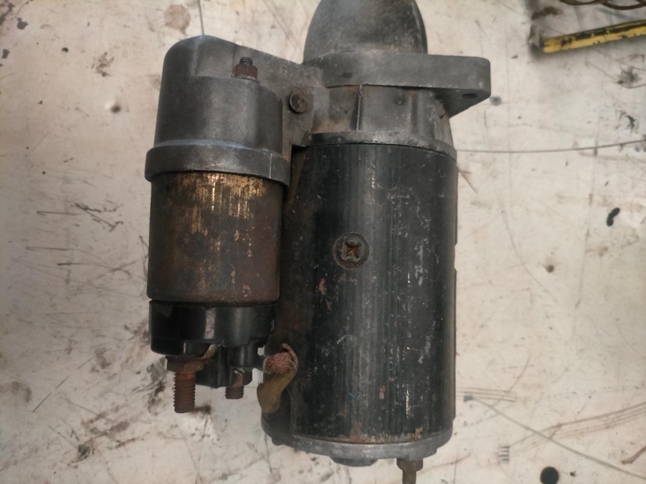 Démarreur PEUGEOT 404 LesAnciennes.com