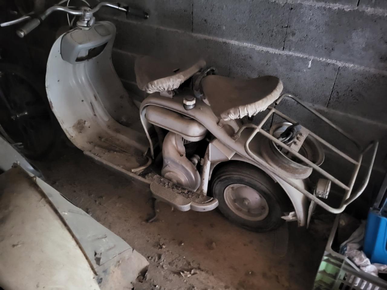 LAMBRETTA LD 125 - 1954 LesAnciennes.com