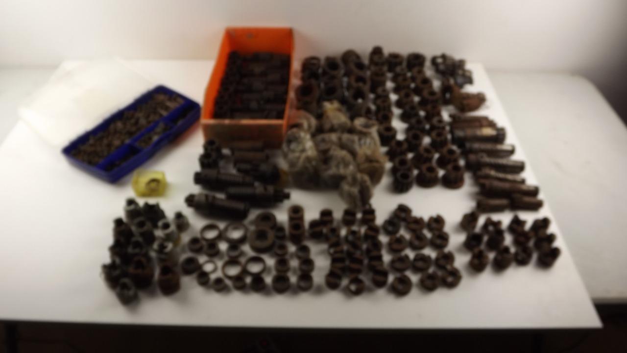 Lot pièces de lanceur de démarreur années 30/40 LesAnciennes.com