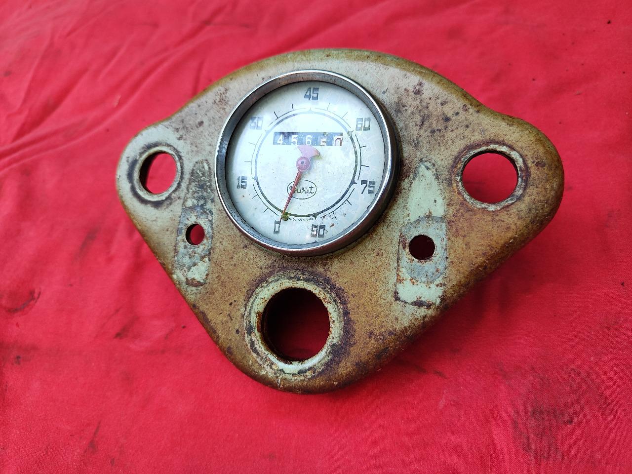 Té de fourche Compteur Huret DKW Hobby Manurhin LesAnciennes.com