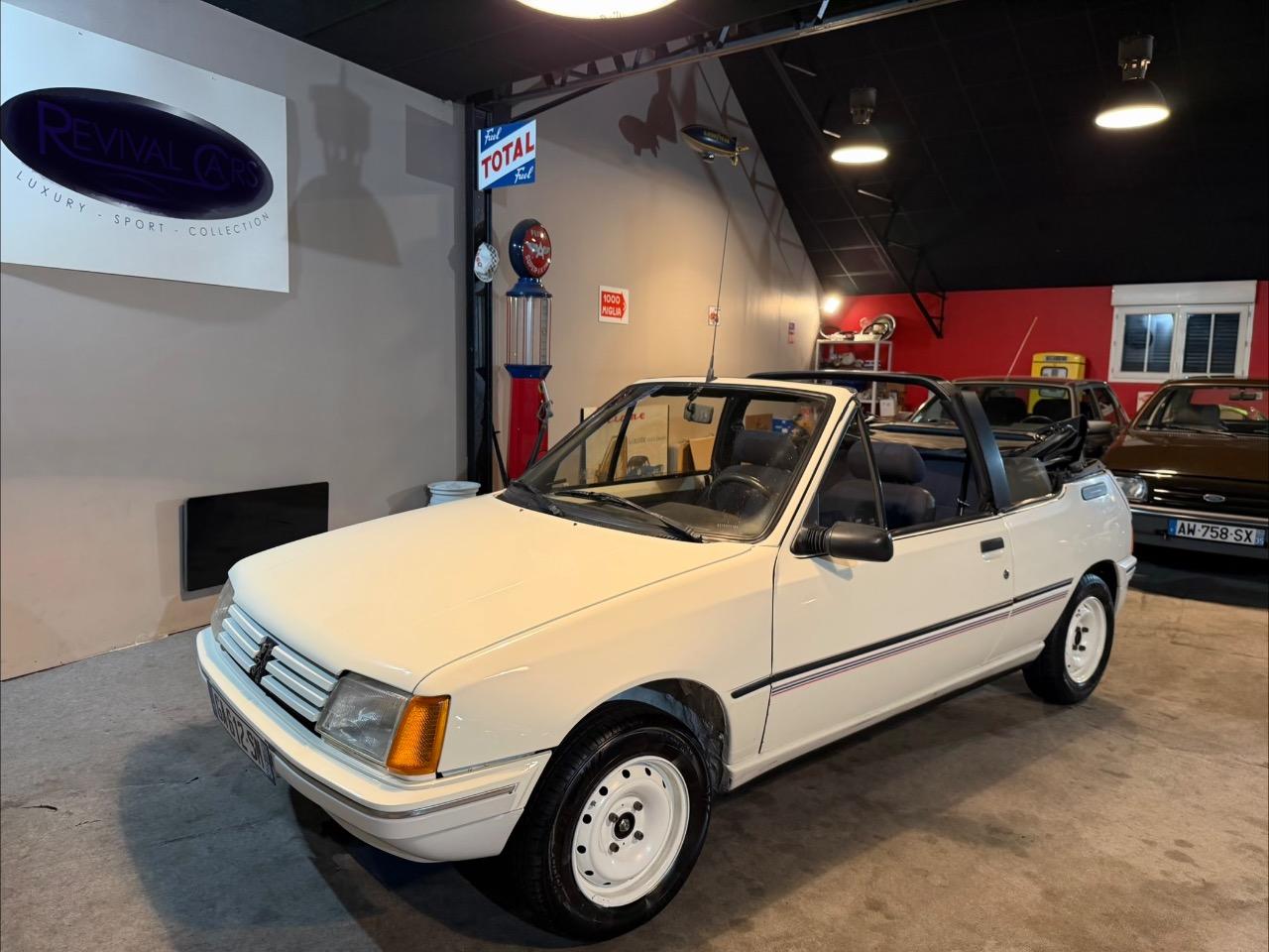 PEUGEOT 205 CJ Cabriolet Junior - 1990 LesAnciennes.com