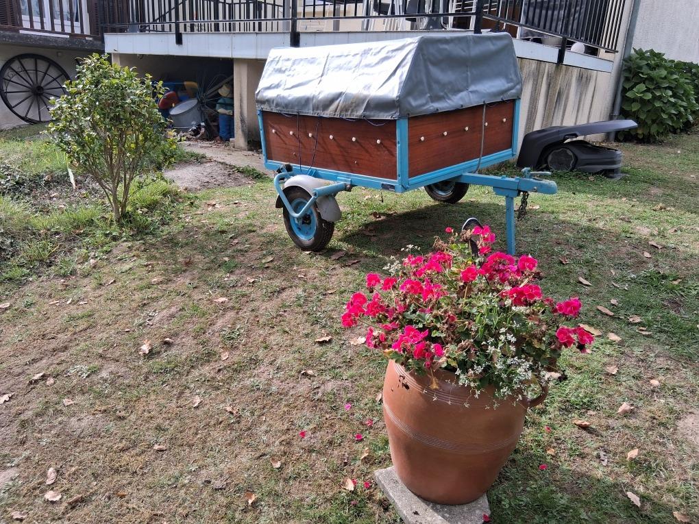 Remorque Erka vintage LesAnciennes.com