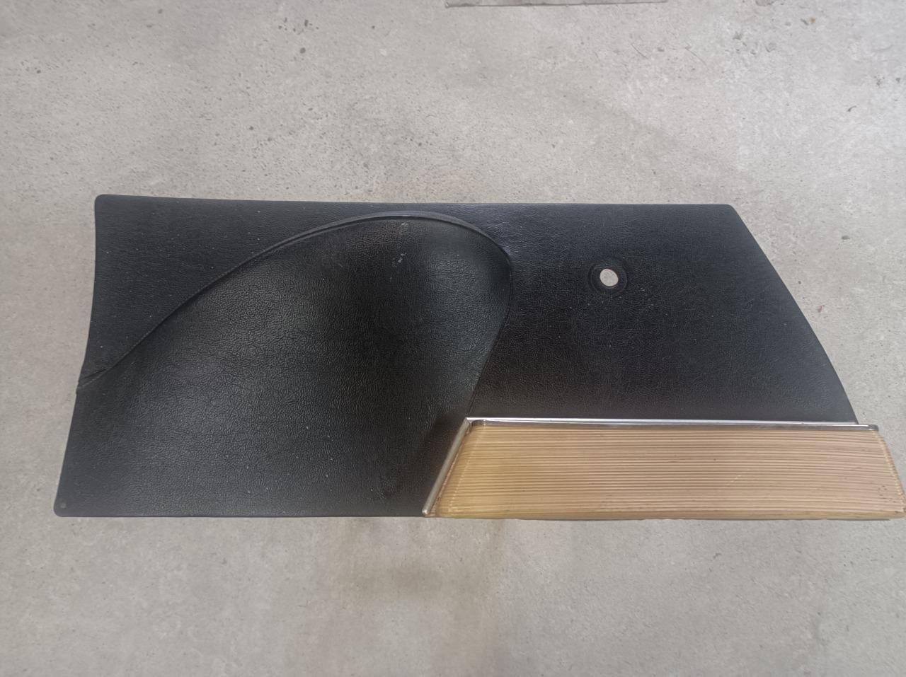 Panneau de porte avant gauche CITROEN DS LesAnciennes.com