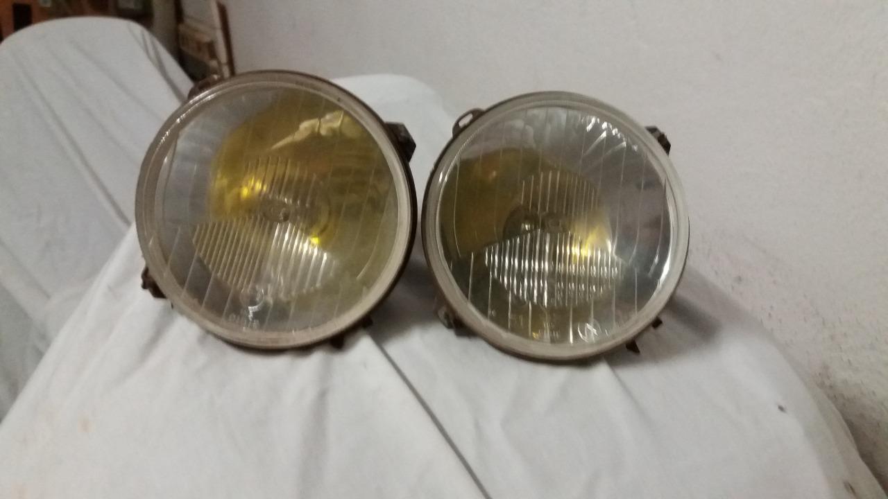 Phares RENAULT Dauphine R1090 LesAnciennes.com