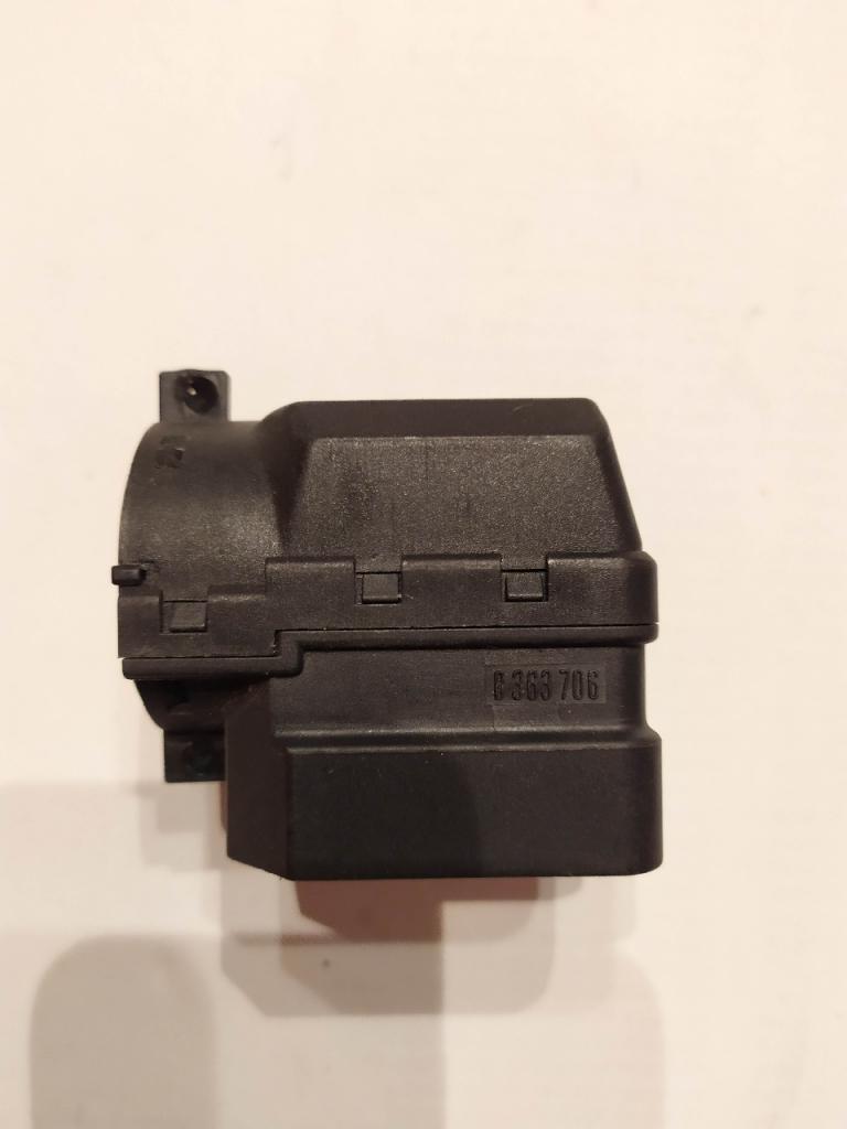 Antivol de direction BMW E46 LesAnciennes.com