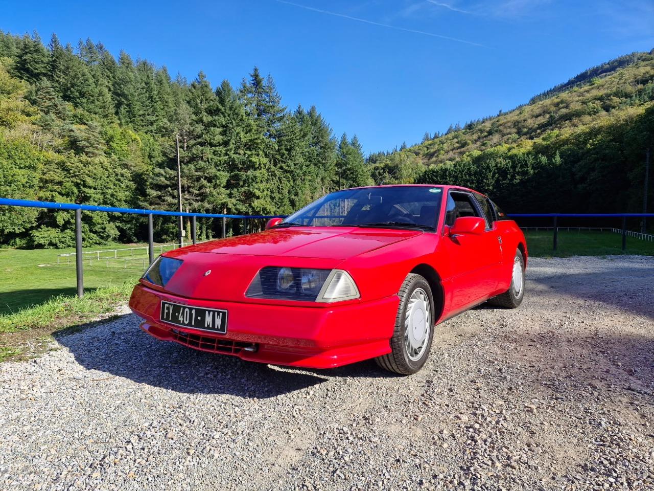 ALPINE RENAULT GTA - 1988 LesAnciennes.com