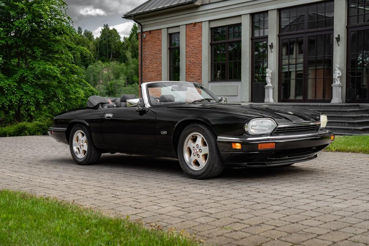 1994 Jaguar XJS Convertible 4.0 Manual LesAnciennes.com