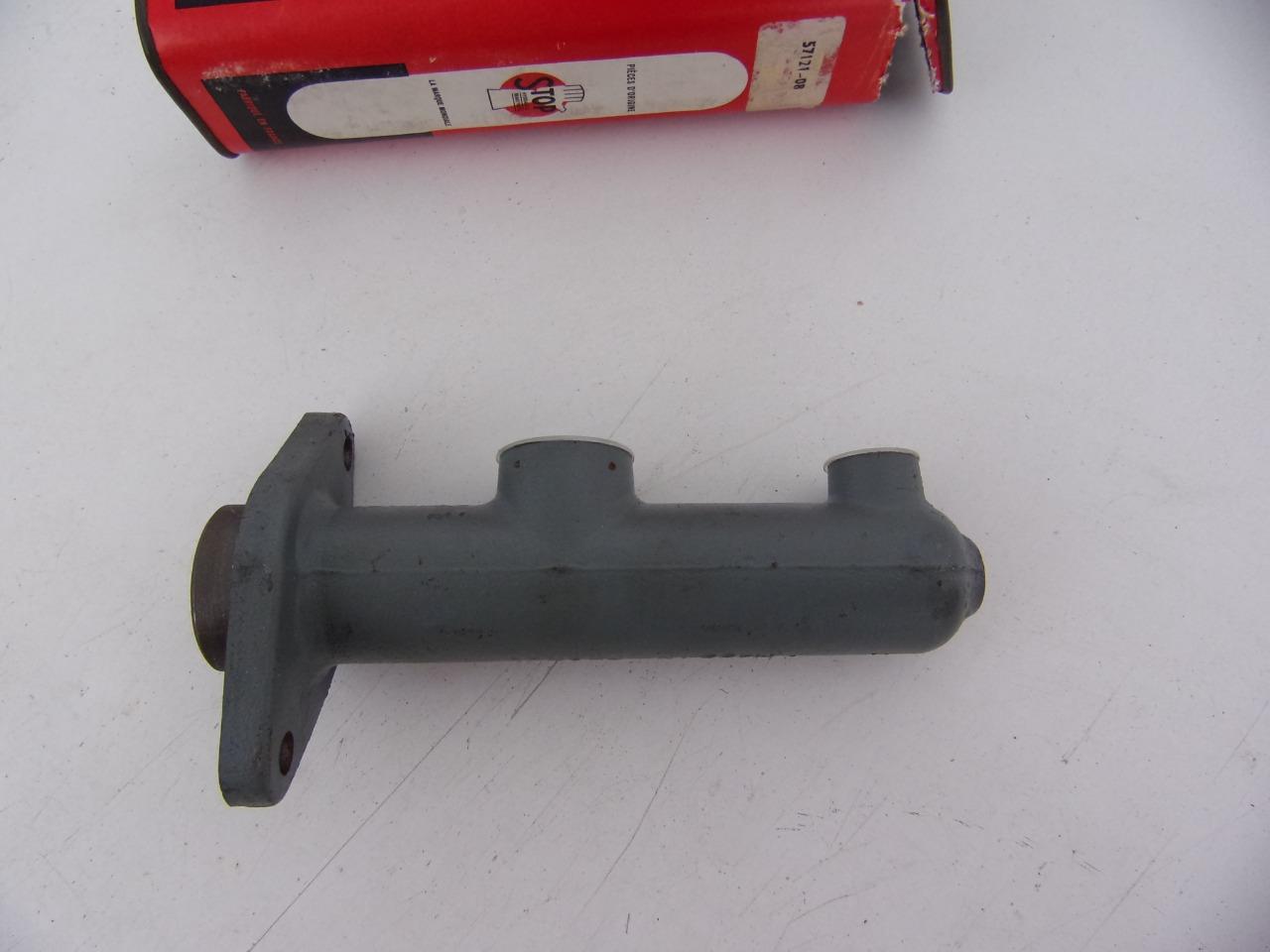 Maître-cylindre de frein PEUGEOT 104 LesAnciennes.com