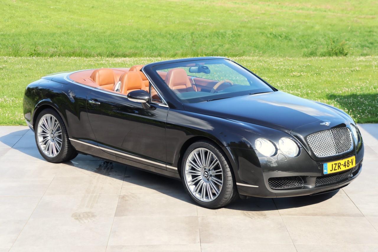 BENTLEY Continental GTC 6.0 W12 - 2007 LesAnciennes.com