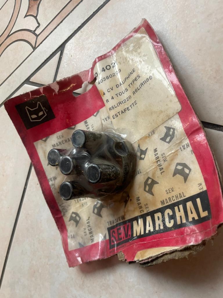 Pièces RENAULT 4CV LesAnciennes.com