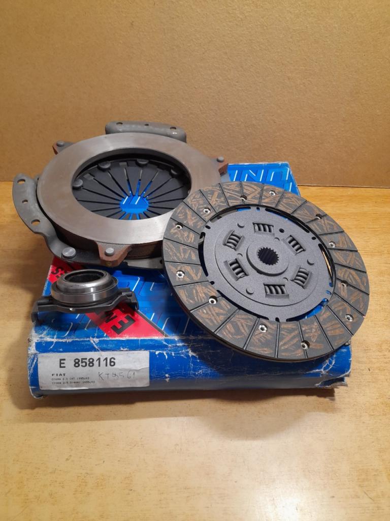 Kit Embrayage Fiat Croma LesAnciennes.com