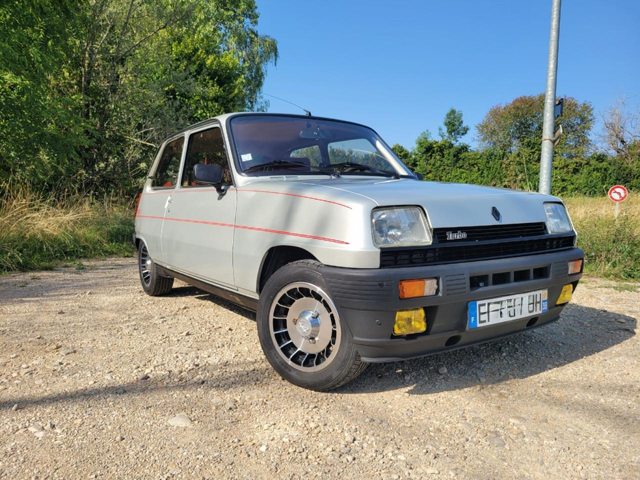 RENAULT 5 (R5) Alpine turbo - 1983 LesAnciennes.com