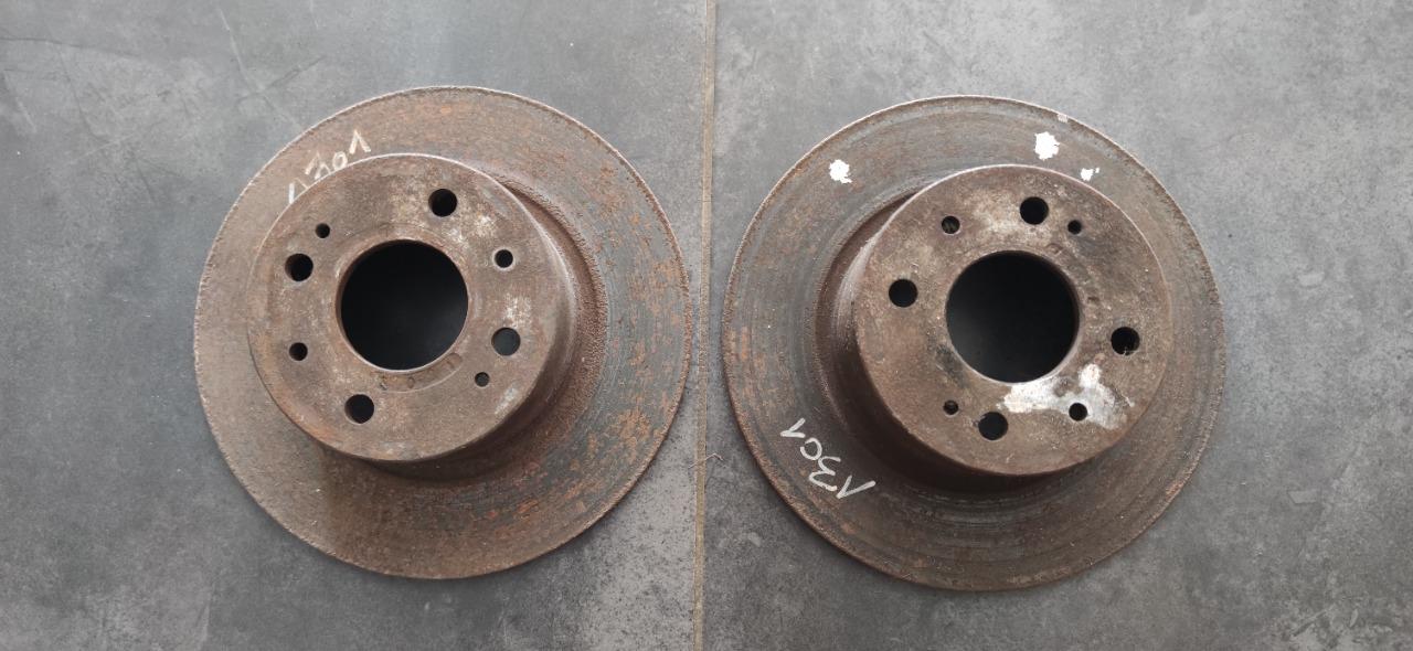 Disques de freins SIMCA 1300 1301 1500 1501 LesAnciennes.com