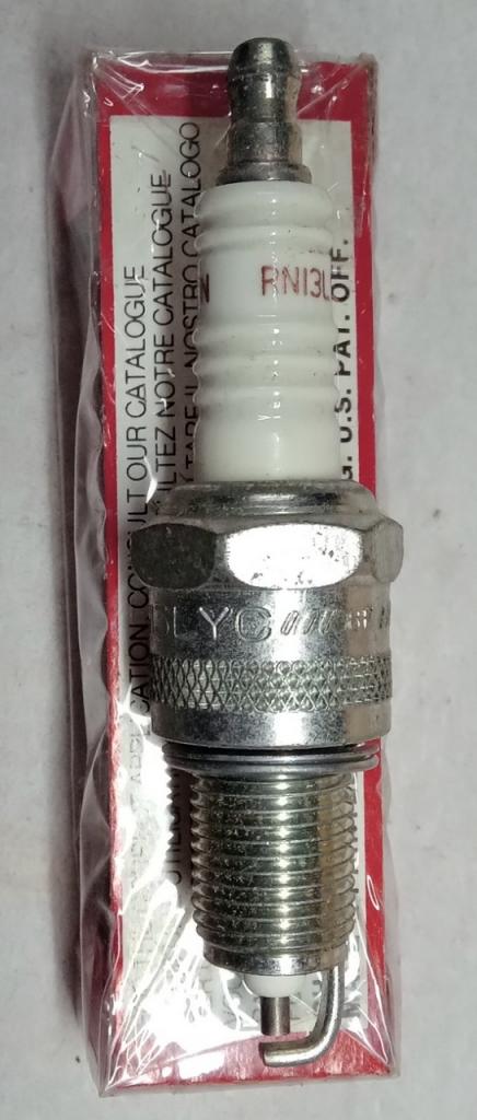 BOUGIE CHAMPION RN13LYC, Ford, Jeep, Nissan...etc LesAnciennes.com