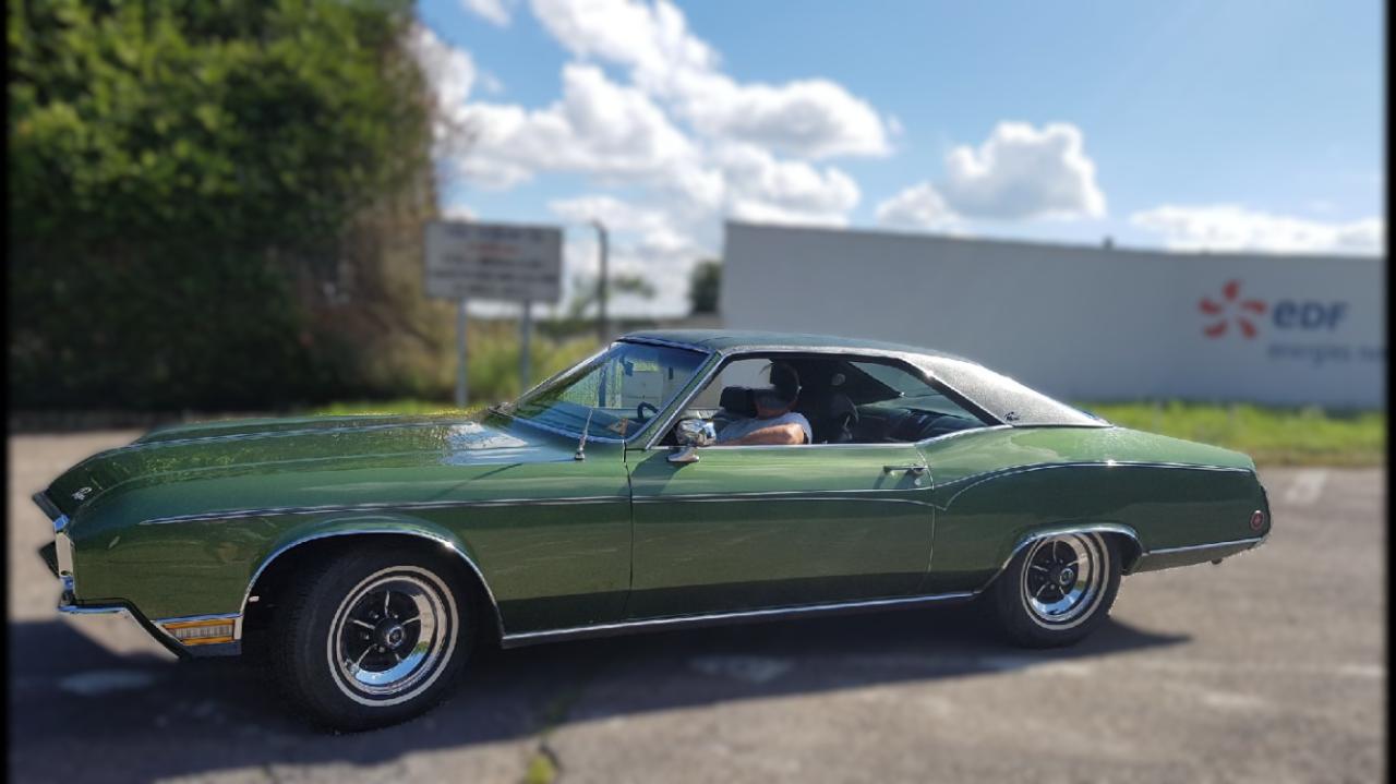 BUICK Riviera Deluxe V8 455.4 7.5 - 1970 LesAnciennes.com