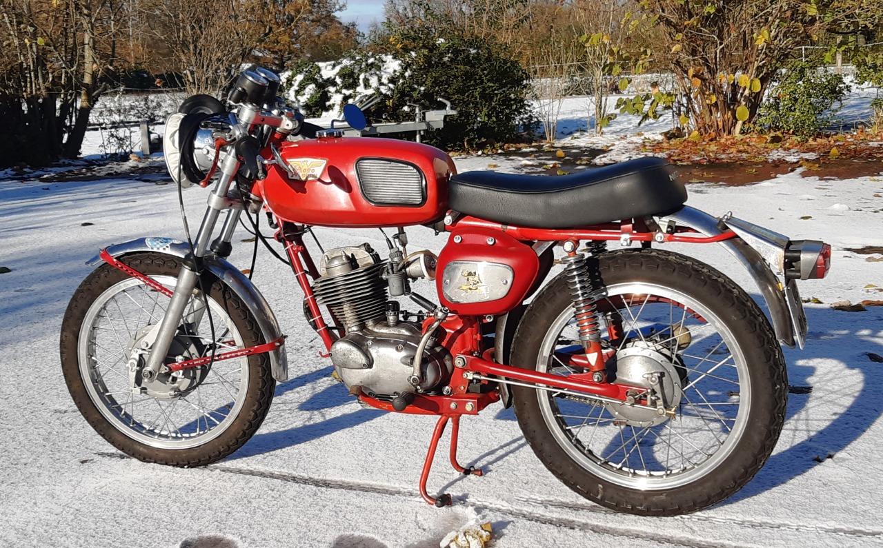 MOTO MORINI Corsaro Sport - 1971 LesAnciennes.com