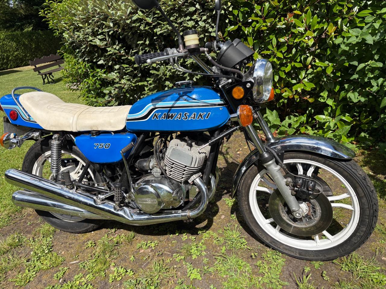 KAWASAKI 750 H2 - 1972 LesAnciennes.com