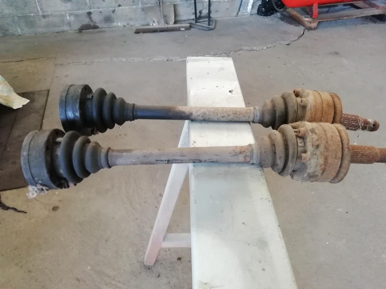 Cardans ALFA ROMEO Alfetta 116 N LesAnciennes.com