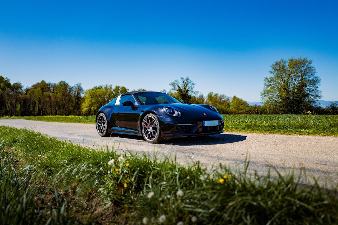 PORSCHE 911 992 Targa 4S LesAnciennes.com