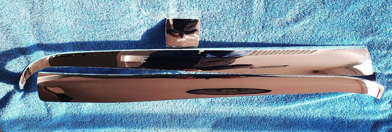 Moustache SIMCA Aronde 90 A aronde 1300 LesAnciennes.com