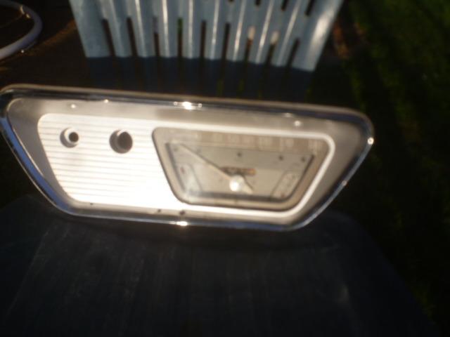 FORD Anglia:compteur + son cable +jauges LesAnciennes.com