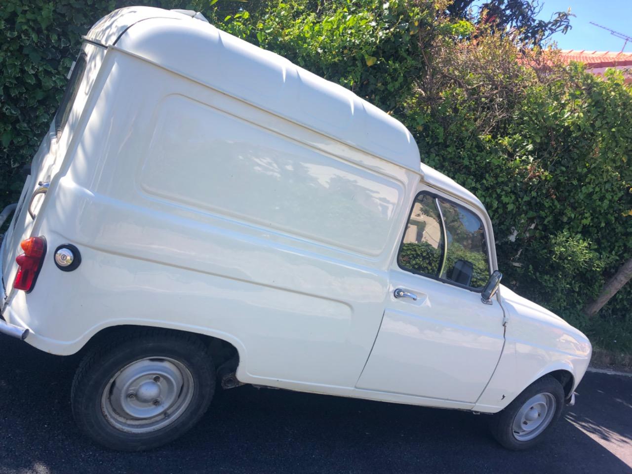 RENAULT 4 (R4) F4 Fourgonnette - 1980 LesAnciennes.com