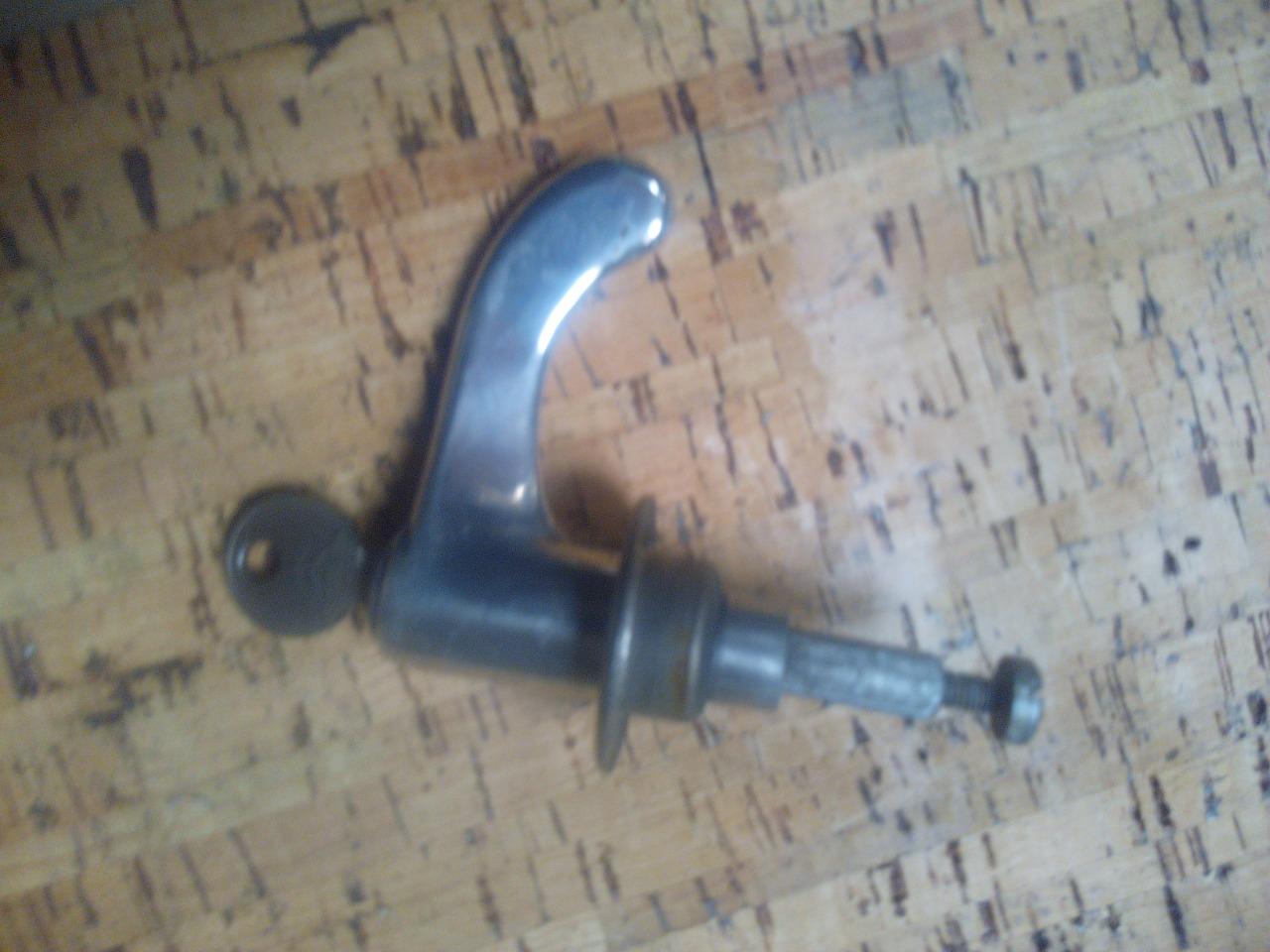 Lot de pièces CITROEN 2CV A LesAnciennes.com