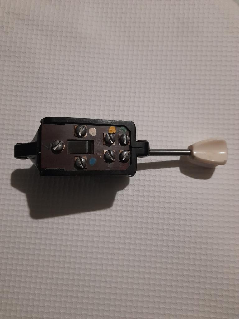 Commodo CITROEN Ami 6 LesAnciennes.com