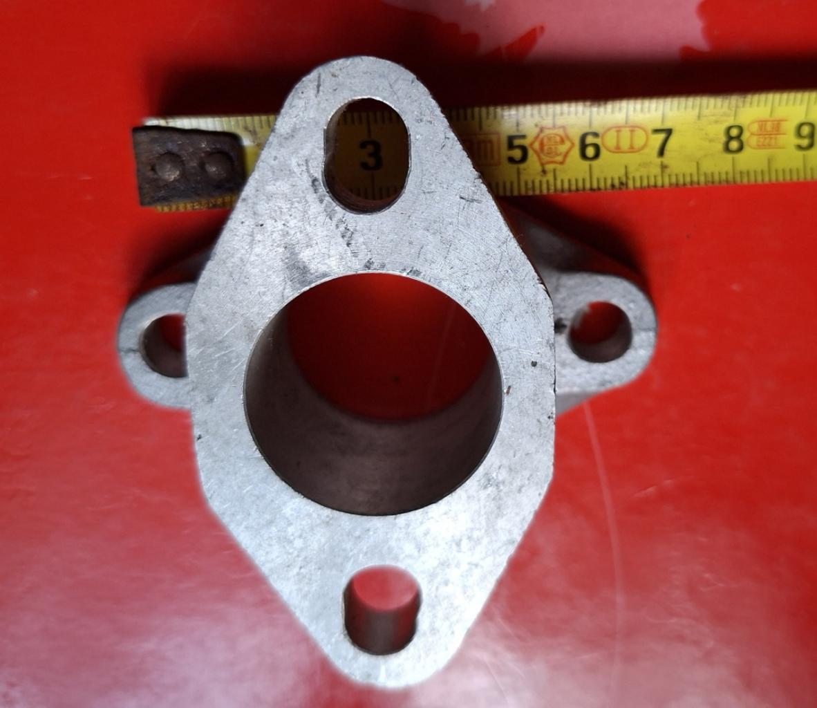 Pipe CARBURATEUR tous type LesAnciennes.com