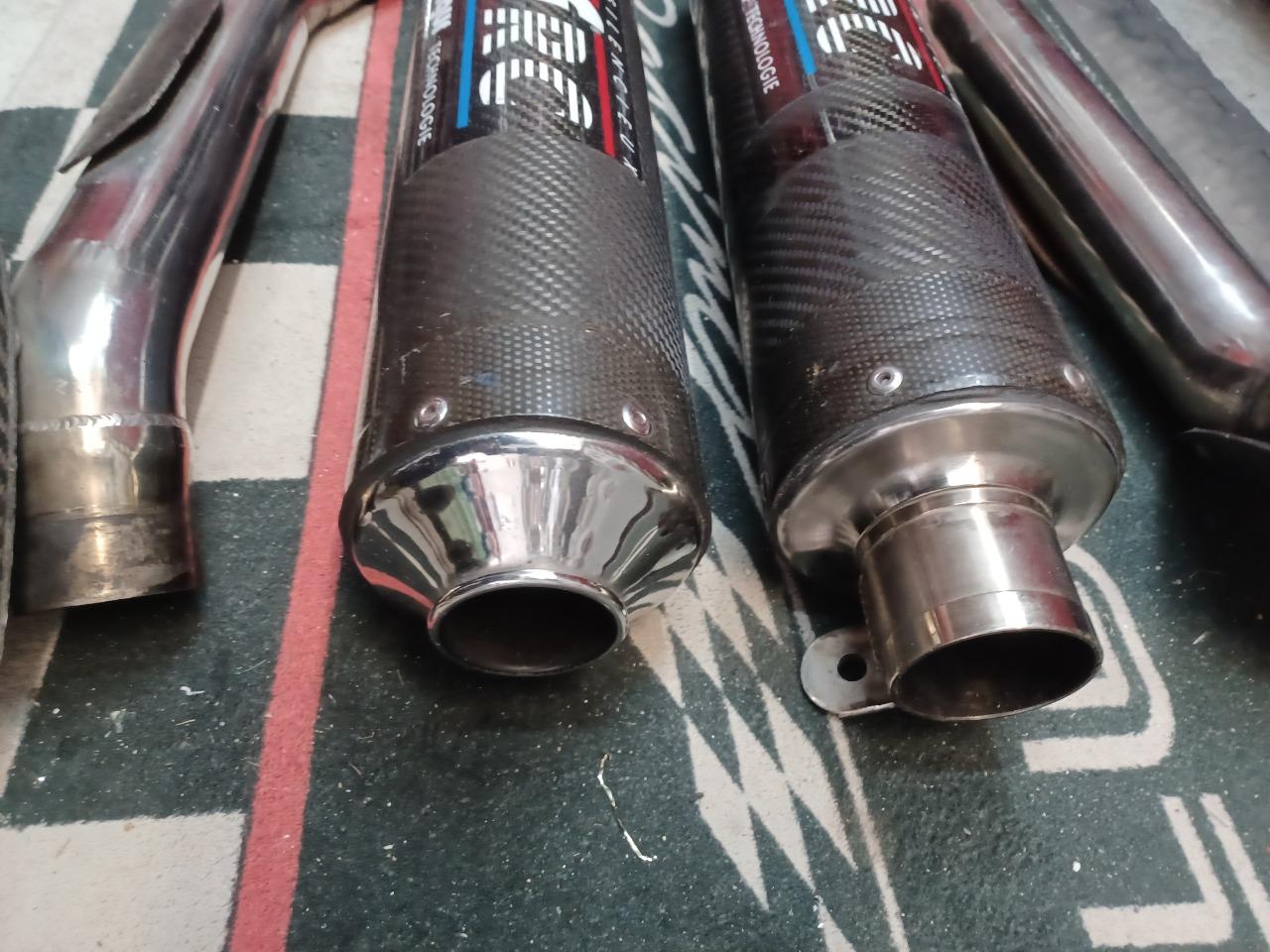 Echappements MOTO GUZZI Le Mans V11 LesAnciennes.com