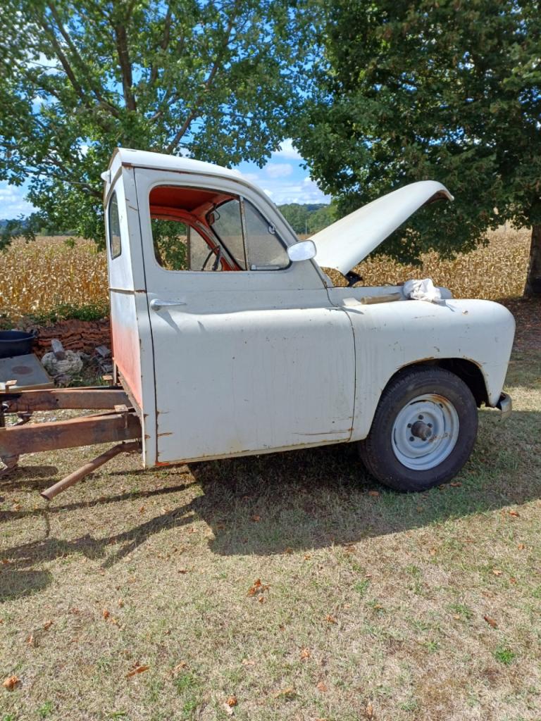 RENAULT Colorale Pick Up - 1951 LesAnciennes.com