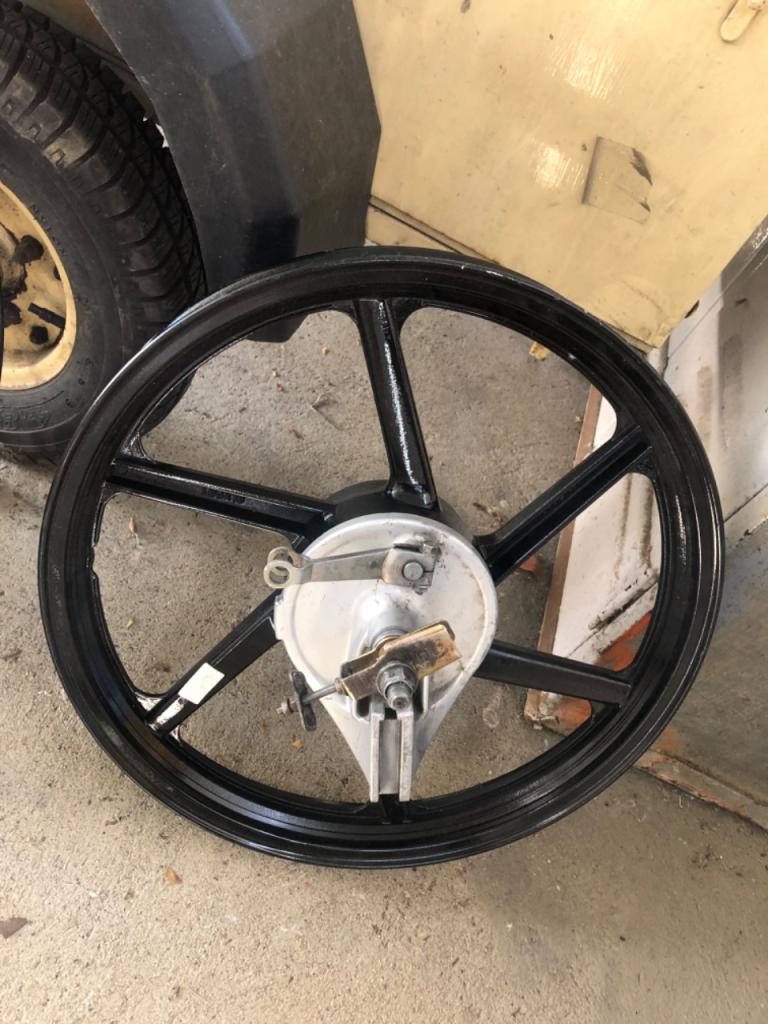 Lot de pièces SWM Sym LesAnciennes.com