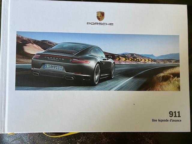 Porsche 911 une légende d'avance LesAnciennes.com