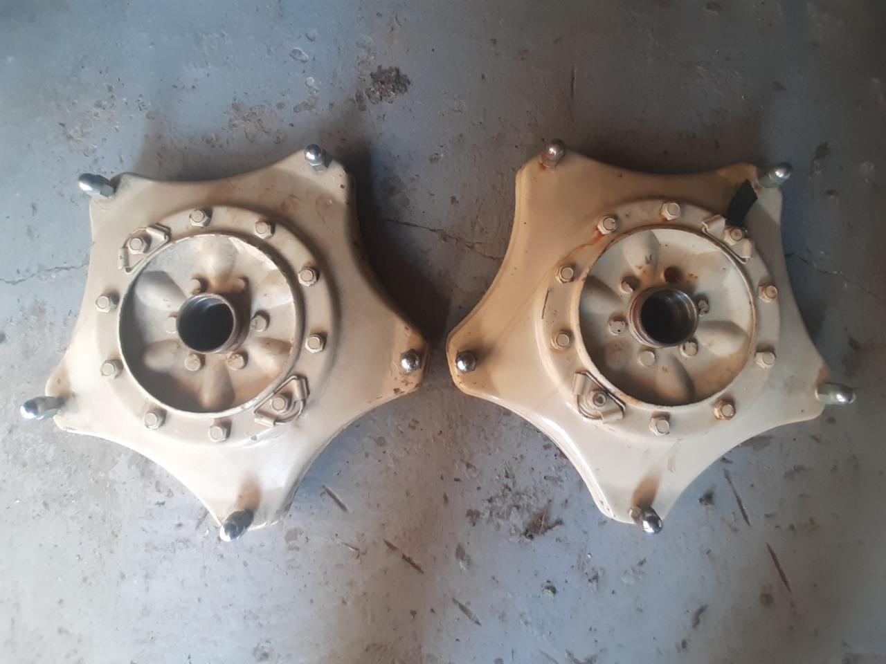 2 x (Jantes étoiles avec flasques et tambours) LesAnciennes.com