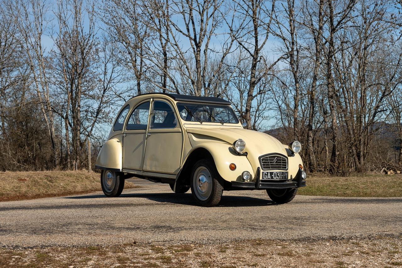 1985 Citroën 2 CV 6 LesAnciennes.com