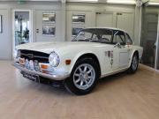 image_0-TRIUMPH TR6 Pi Injection - 1971