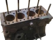 image_7-BLOC MOTEUR MORRIS 1100 ADO16