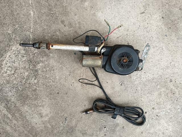 Antenne pour Maserati Biturbo 2.24 LesAnciennes.com