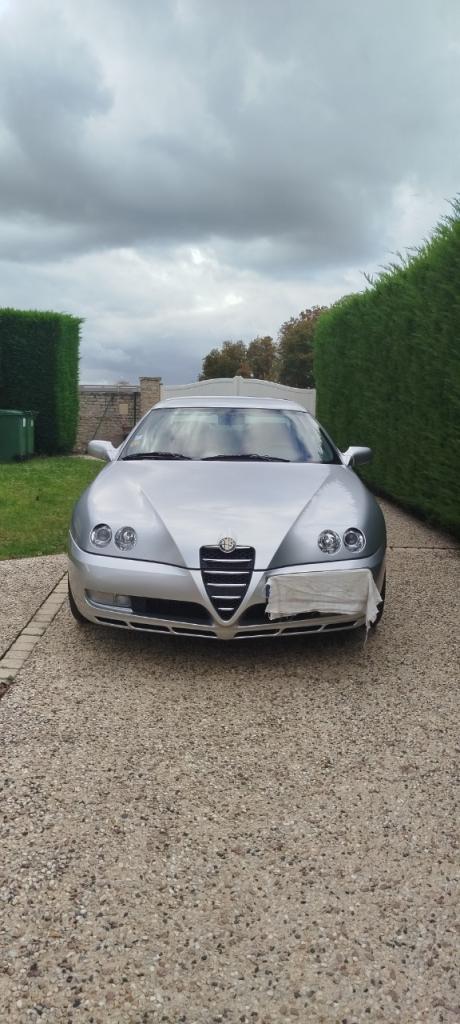 ALFA ROMEO GTV 3.2 v 6 - 2003 LesAnciennes.com