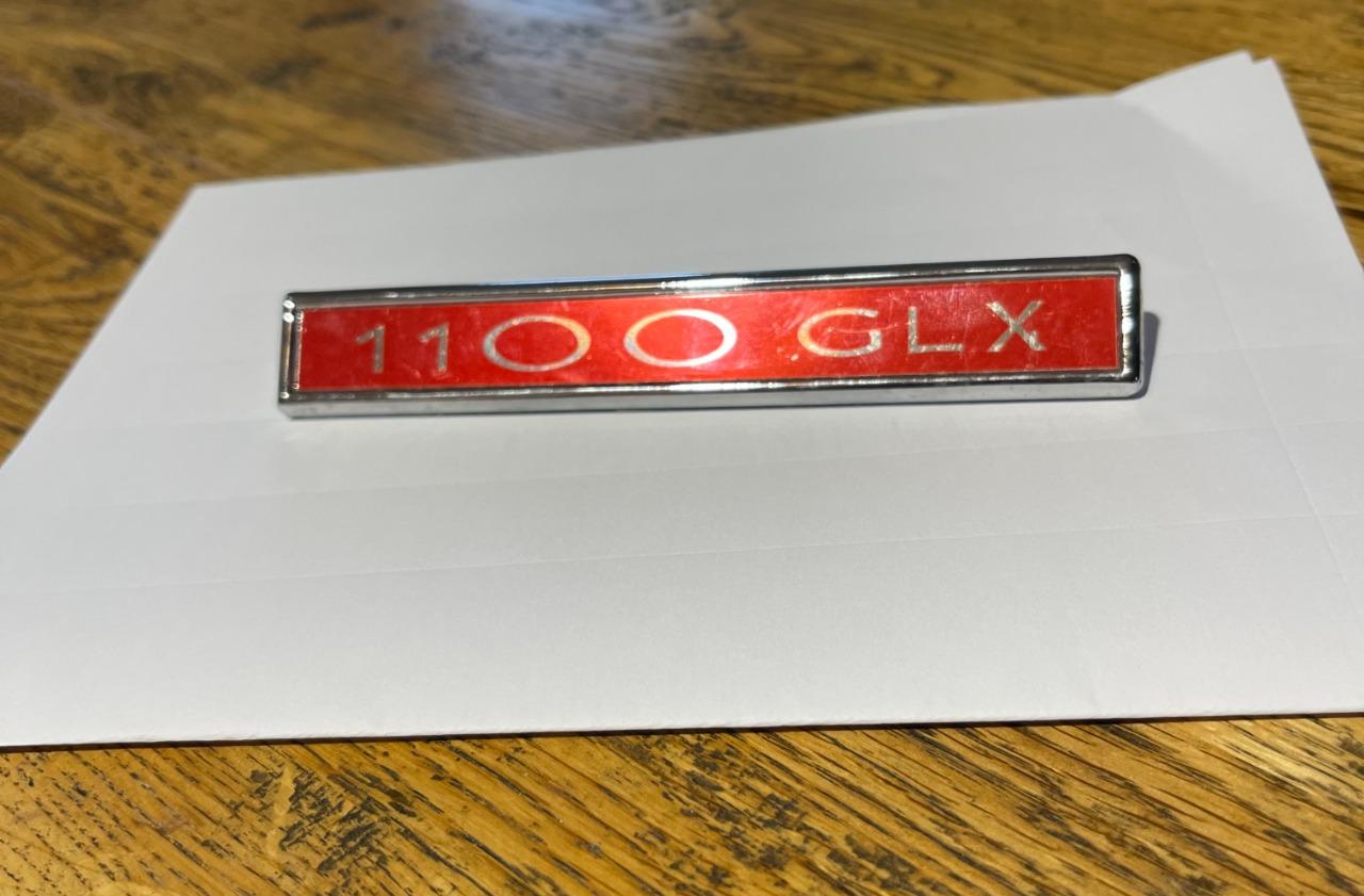 Monogramme SIMCA 1100 GLX LesAnciennes.com