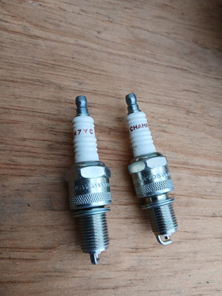 Bougies PEUGEOT 504 Ti LesAnciennes.com