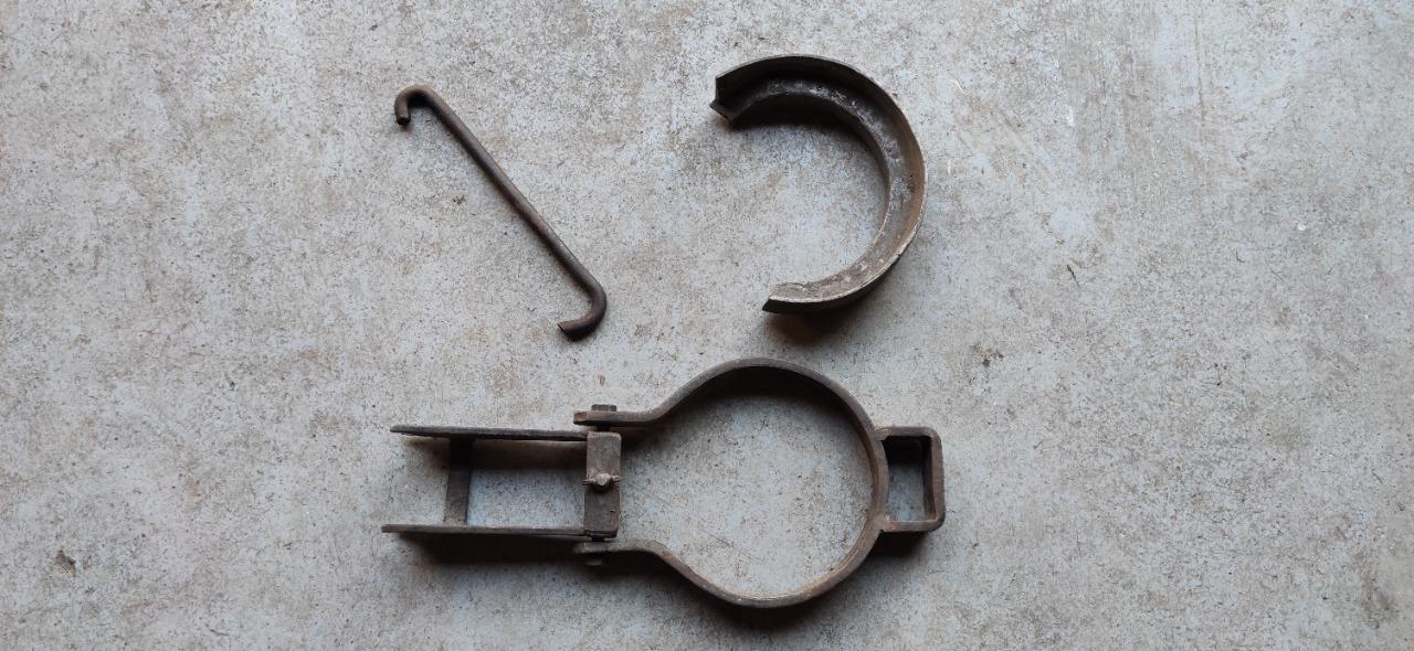 Compresseur de ressorts RENAULT 18 (R18) FUEGO LesAnciennes.com