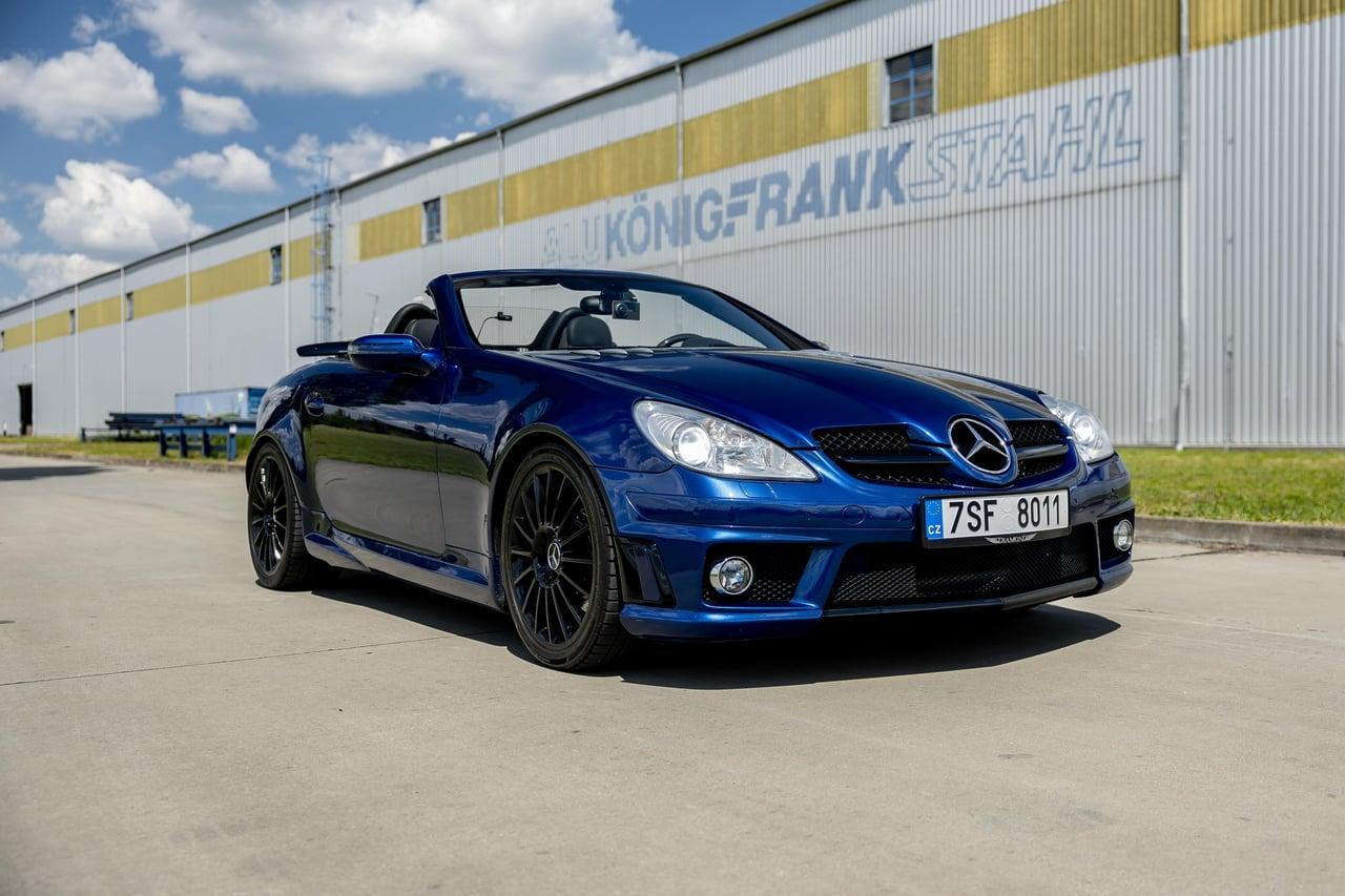 2005 Mercedes-Benz SLK55 AMG R171 LesAnciennes.com