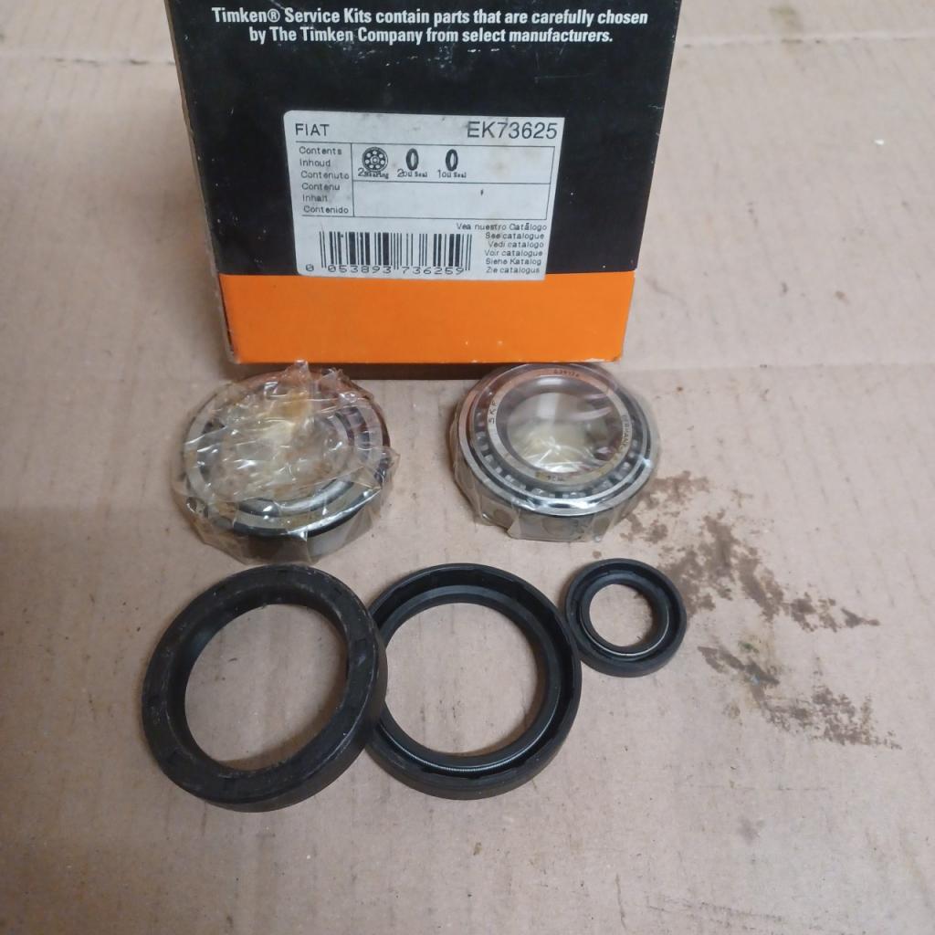 Roulement de roue arrière Fiat 126 500 600 LesAnciennes.com