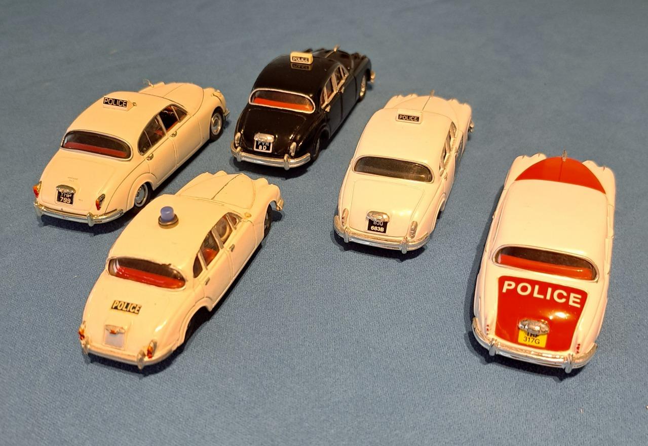 Jaguar MK2 police cars (1/43) LesAnciennes.com
