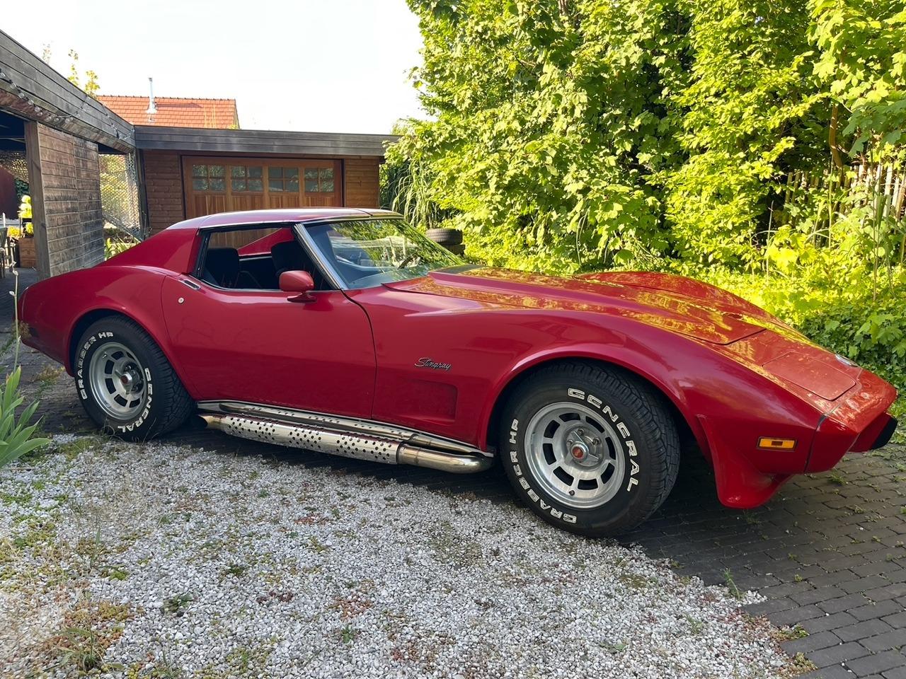 CHEVROLET Corvette C3 - 1975 LesAnciennes.com