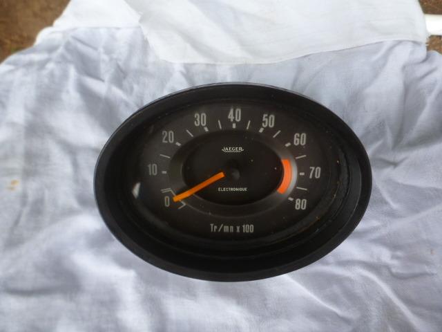 CITROEN SM: compte -tours :JAEGER LesAnciennes.com