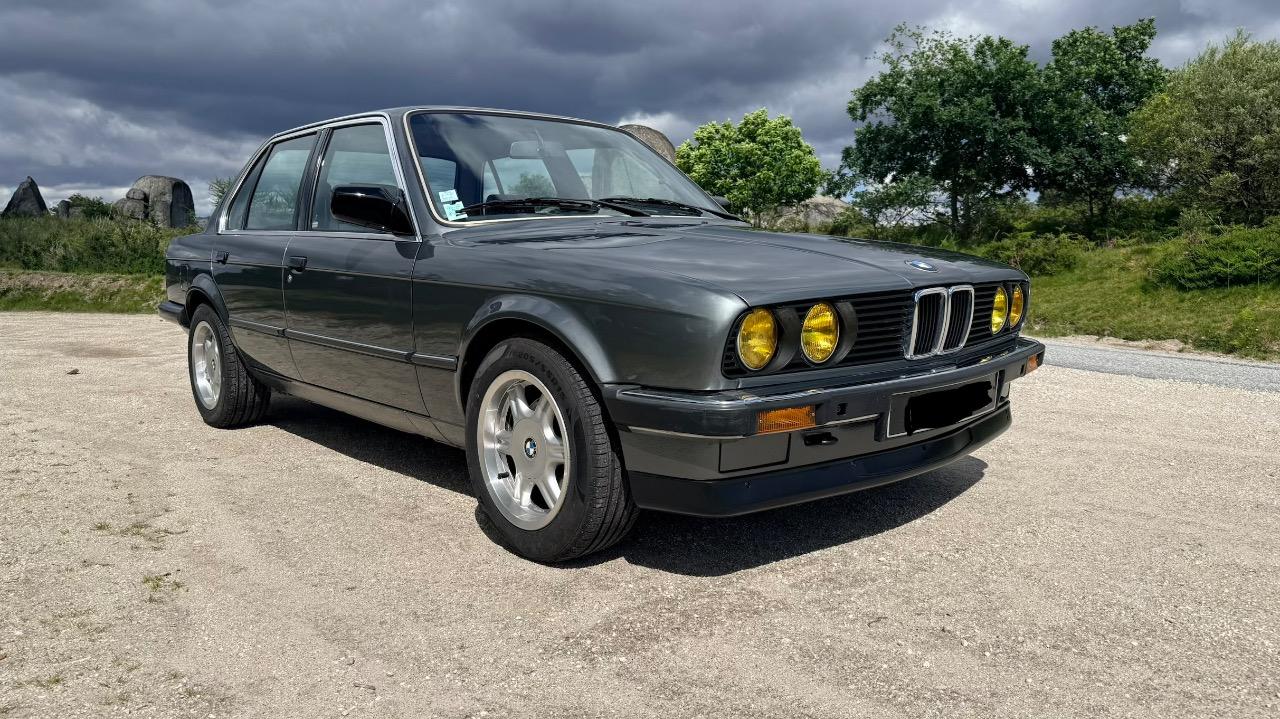 BMW 320 E30 berline - 1986 LesAnciennes.com