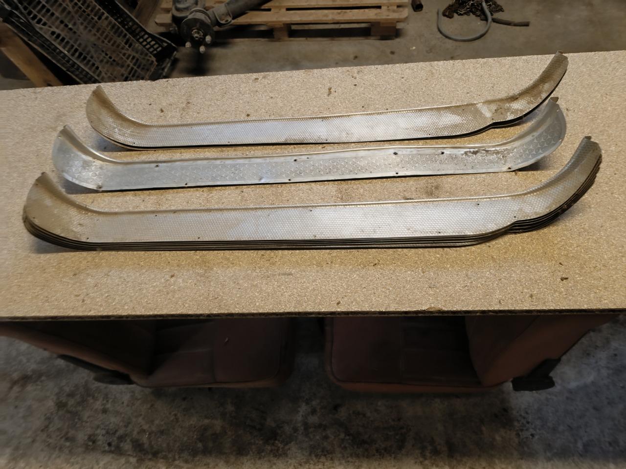 Seuils de portes PANHARD PL 17 17/dyna LesAnciennes.com