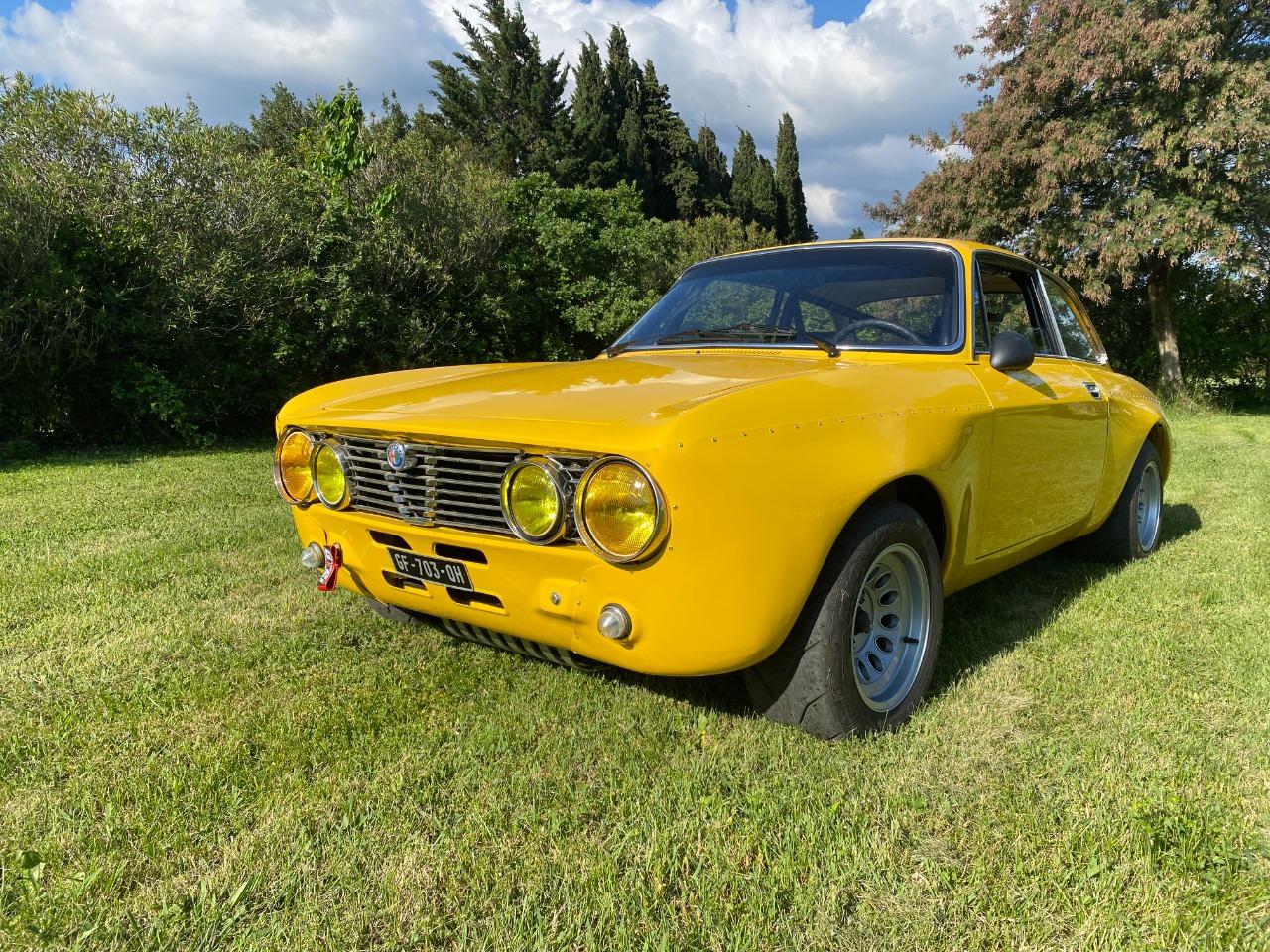 ALFA ROMEO Giulia - 1975 LesAnciennes.com